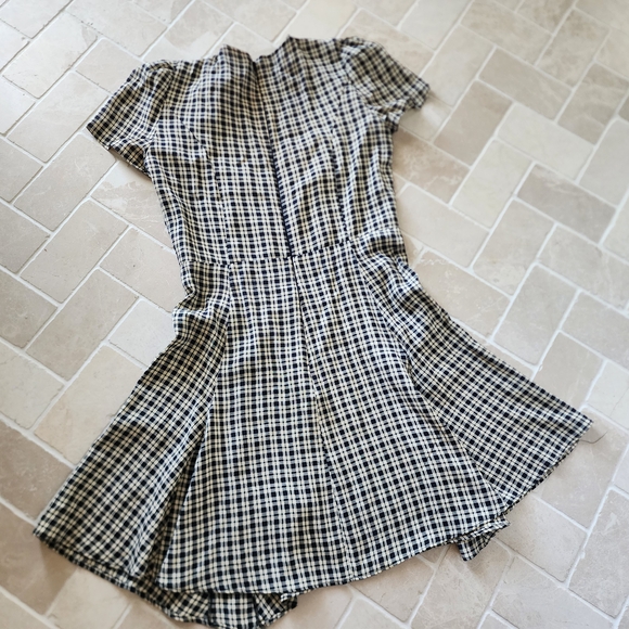 Reformation Plaid Dress With Petal Short Sleeves Small - Picture 2 of 11